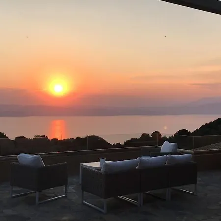 Luxury + Couchers De Soleil Skiathos stad